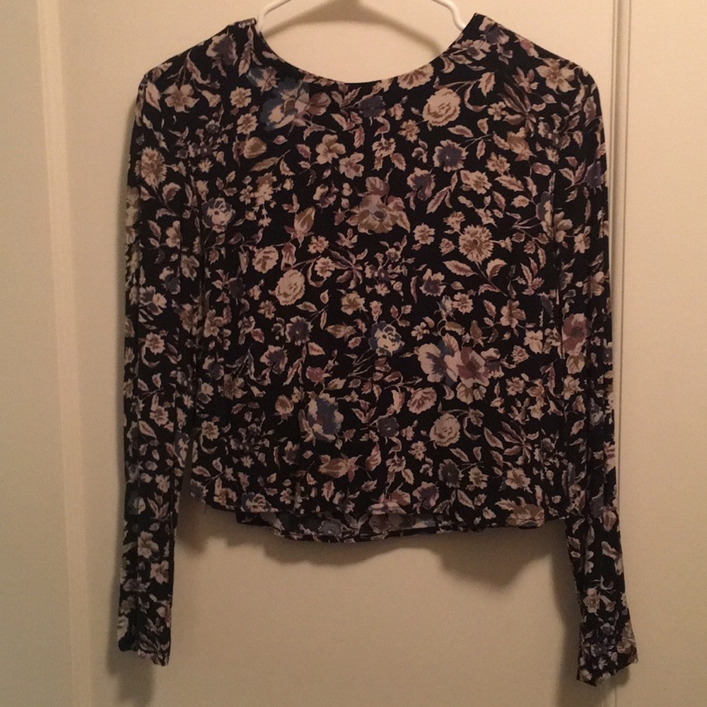 Urban Outfitters crop top